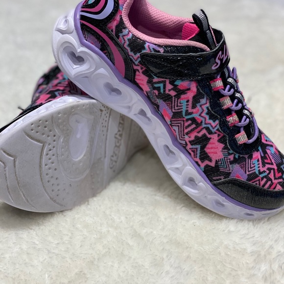 Skechers Girls' S Lights Heart Sneaker Black/Multi - Picture 5 of 7